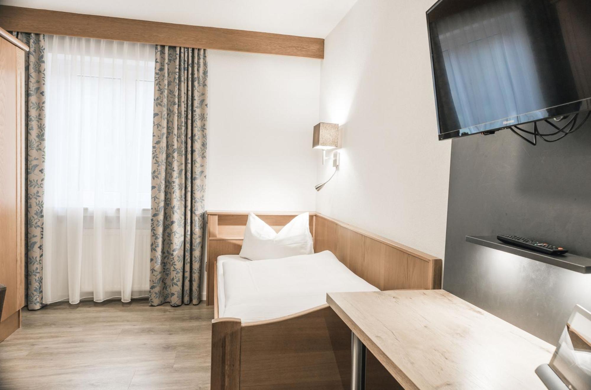 Landhotel Waldeck Fremdingen Ngoại thất bức ảnh